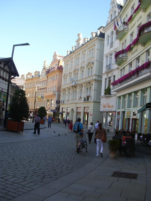 Apartment In City Center - Morassi Karlsbad Exterior foto